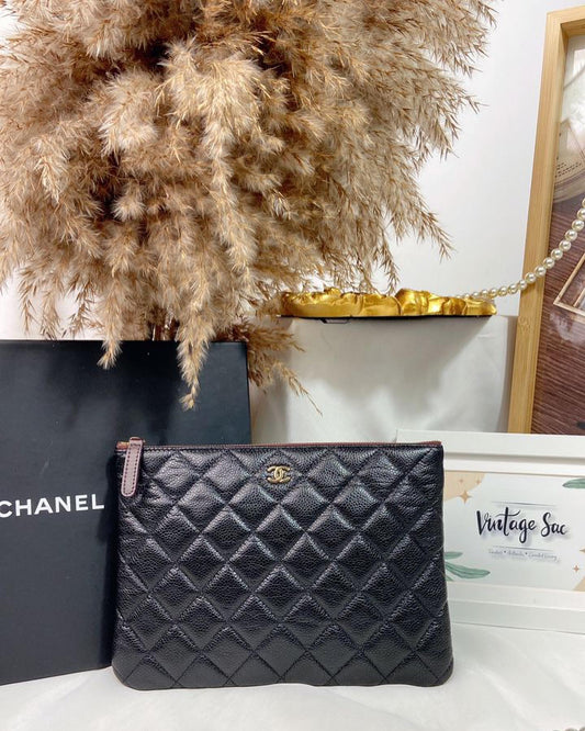 Chanel Black Caviar Medium O'case (GHW)