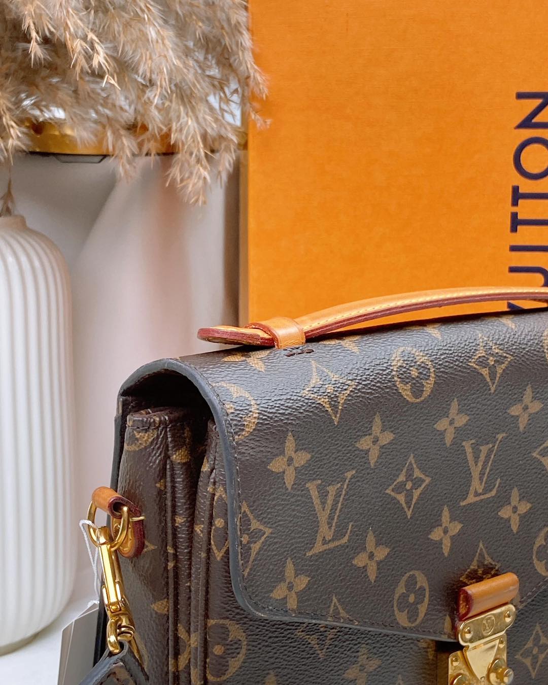 LV Monogram Metis Pochette