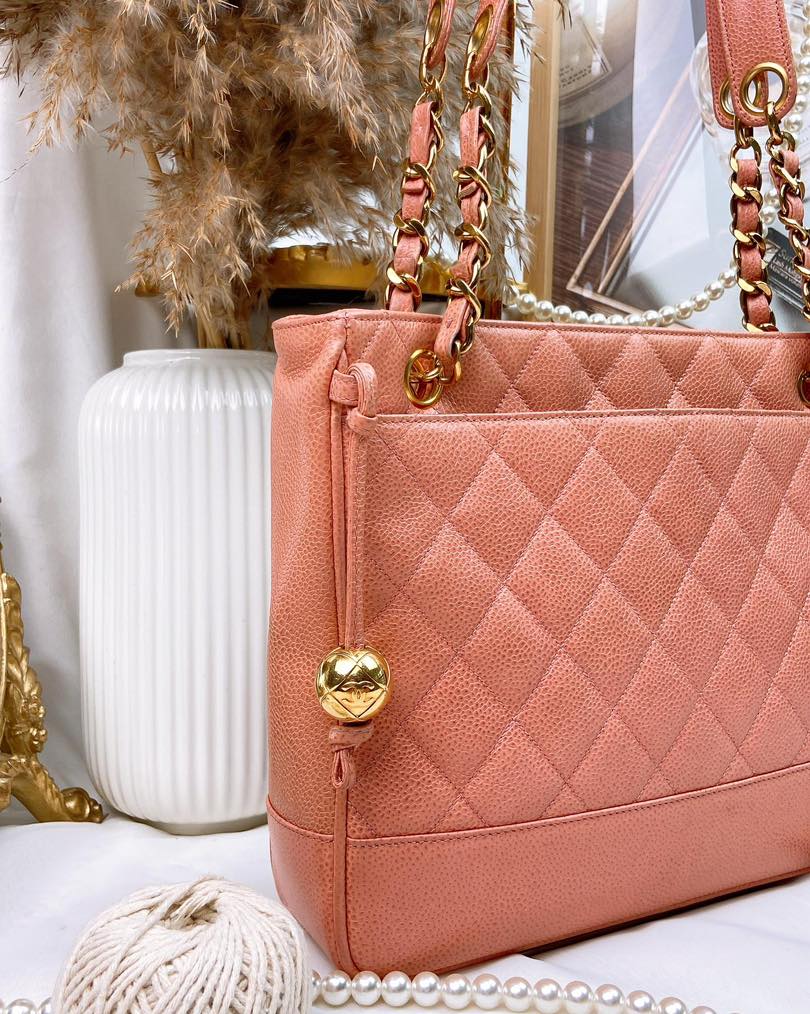 Chanel Salmon Pink Caviar Pearl Crush Vintage Shoulder Tote Bag GHW