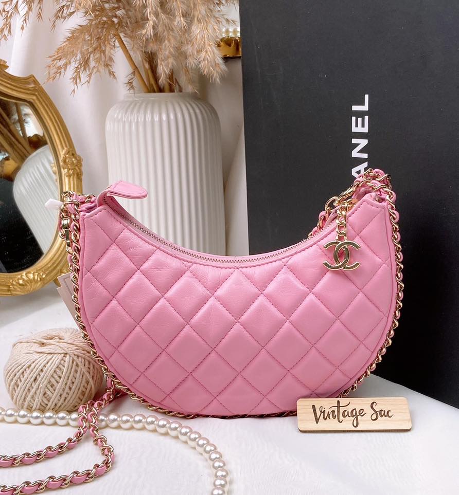 Chanel Pink Lambskin 22P Loop Hobo Bag LGHW