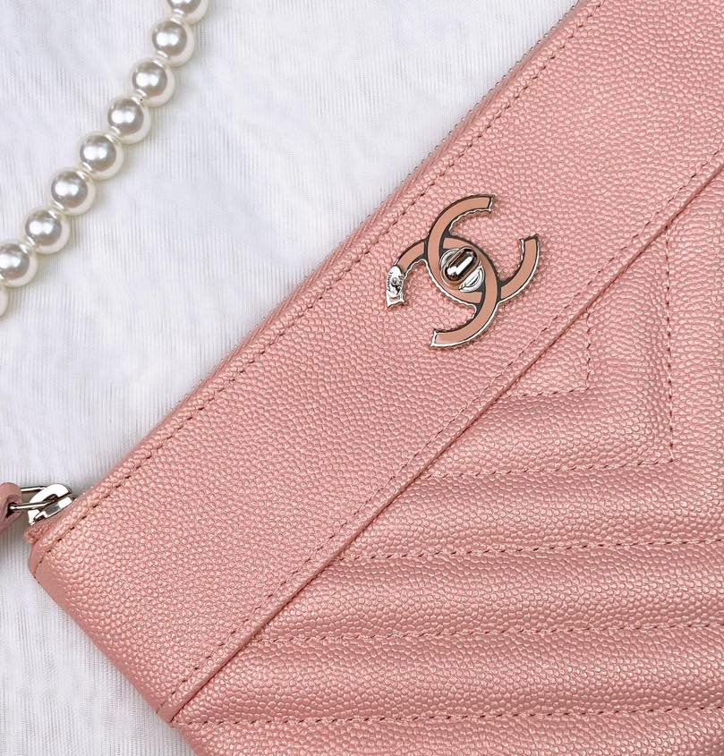 Chanel Pink Caviar Small Ocase SHW