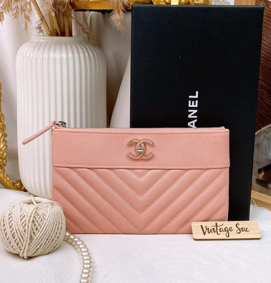 Chanel Pink Caviar Small Ocase SHW