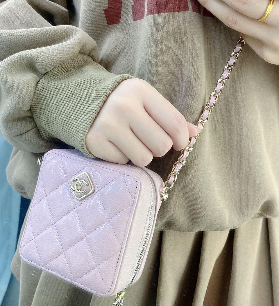 Chanel Pink Caviar Diamond Mini Bag LGHW