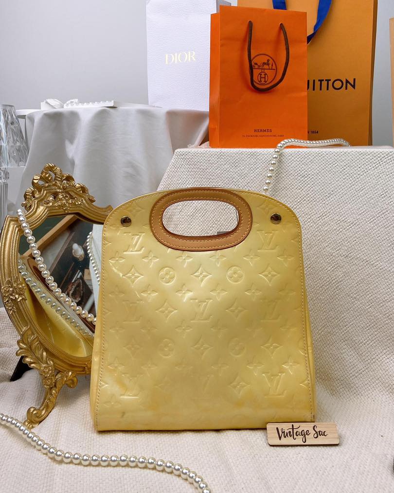 Louis Vuitton Yellow Vernis Maple Drive Handbag