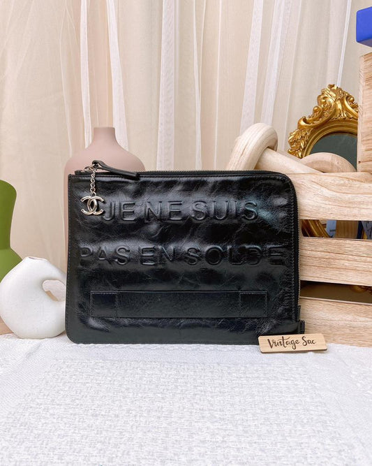 Chanel Black Glazed Calfskin Je Ne Suis Pas En Solde Clutch SHW