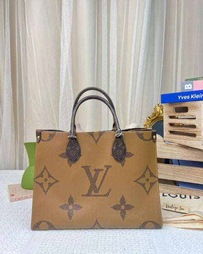 Louis Vuitton Monogram OnTheGo MM