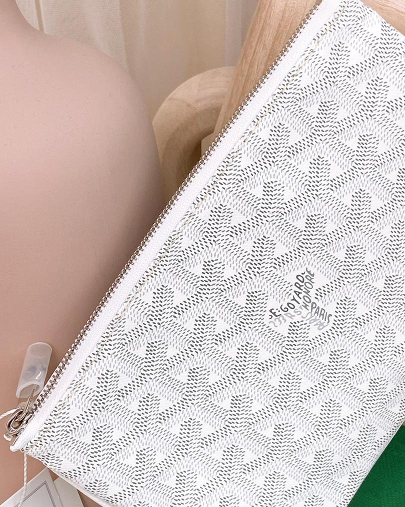 Goyard White Senat Pouch PM