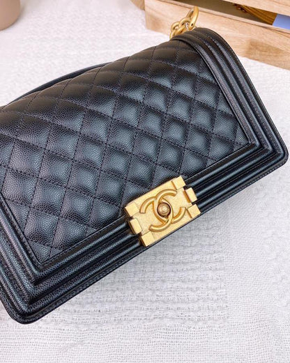 Chanel Black Caviar Old Medium Boy (GHW)