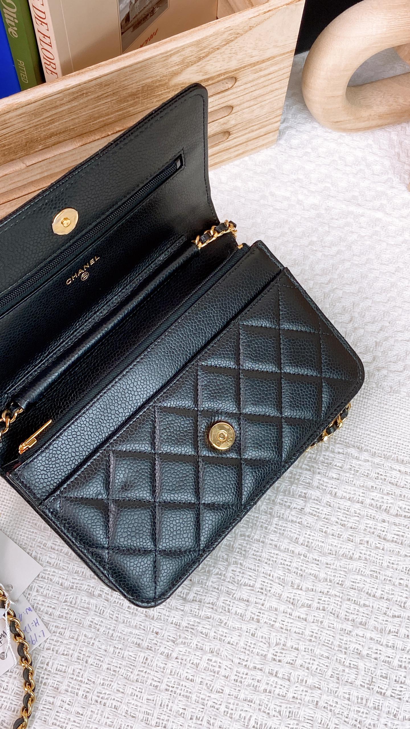 Chanel Black Caviar Classic WOC GHW