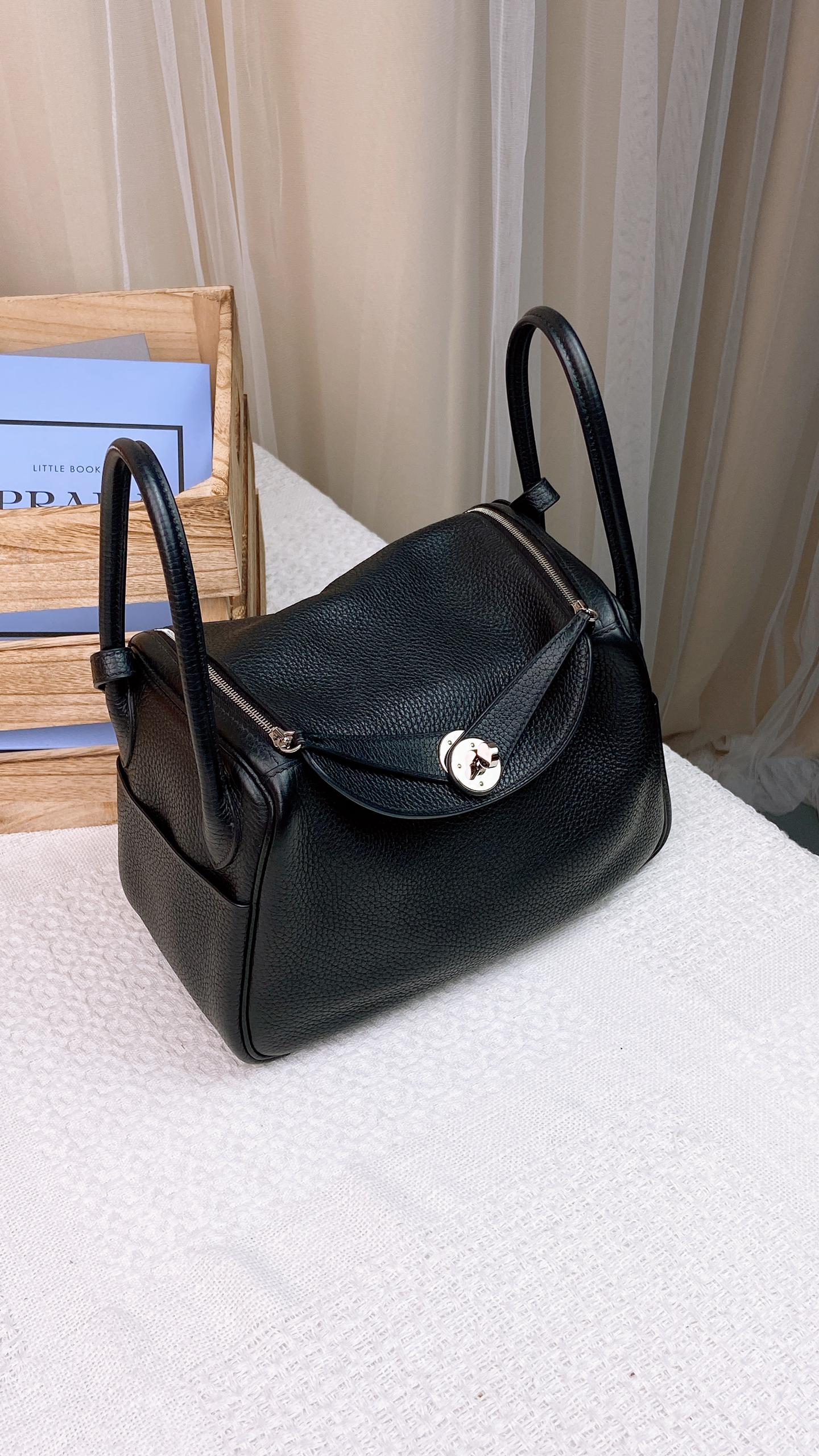 Hermes Noir Clemence Lindy 26 PHW