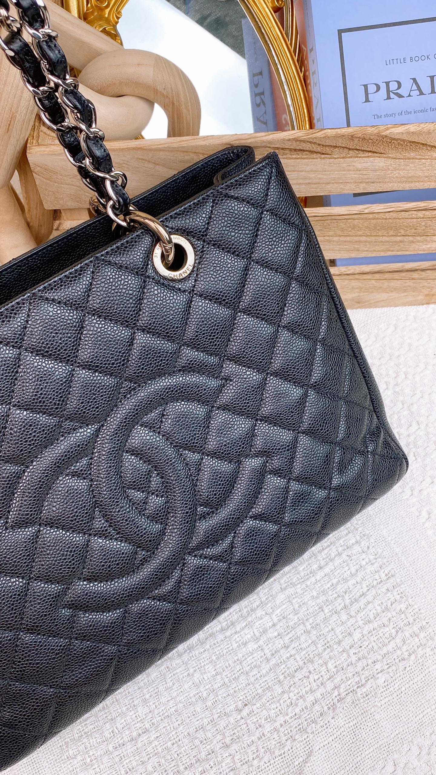 Chanel Black Caviar GST SHW