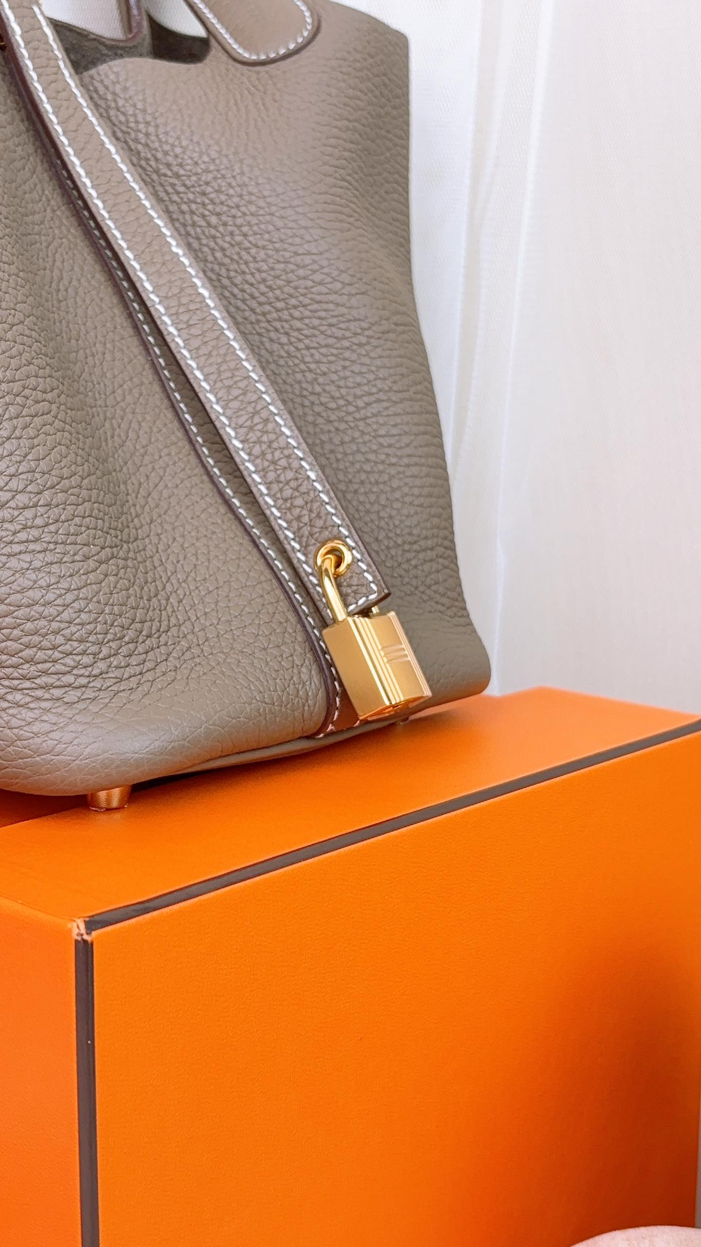 Hermes Etoupe Picotin 18 GHW