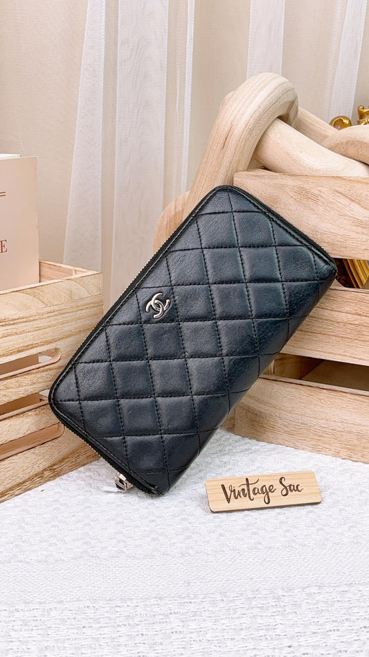 Chanel Black Lambskin Zippy Long Wallet SHW