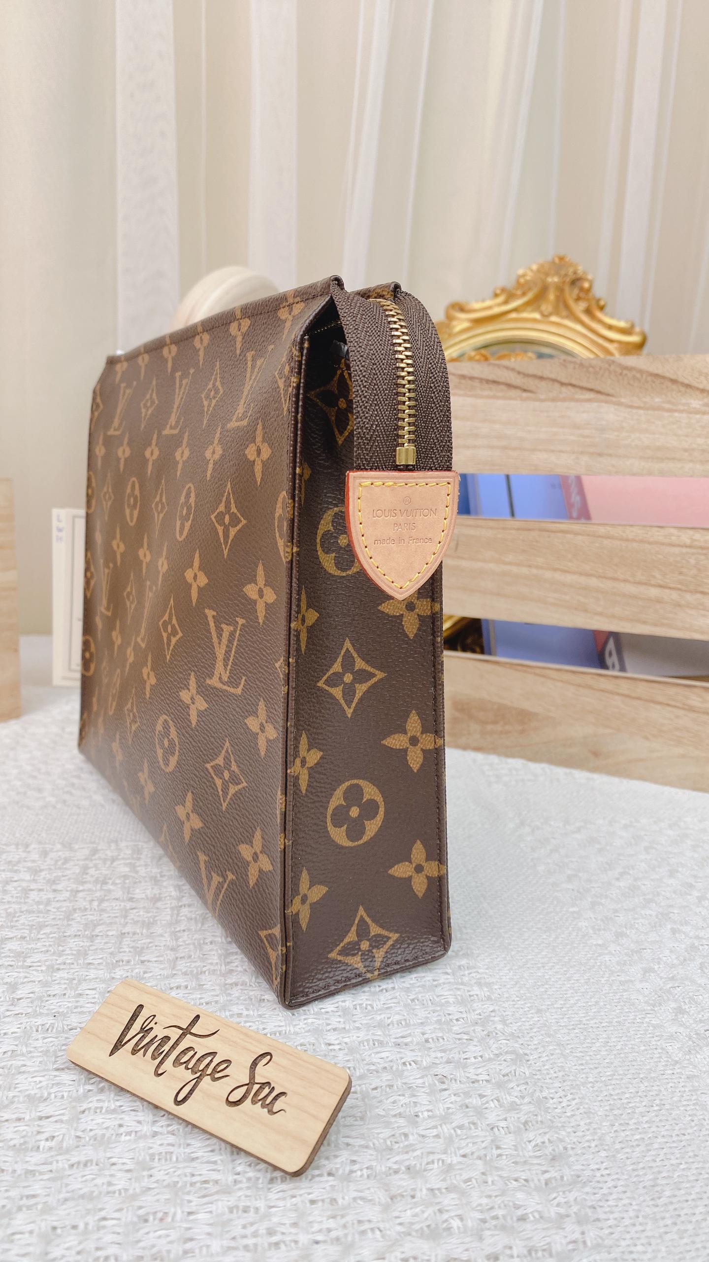 LV Monogram Toiletry 26