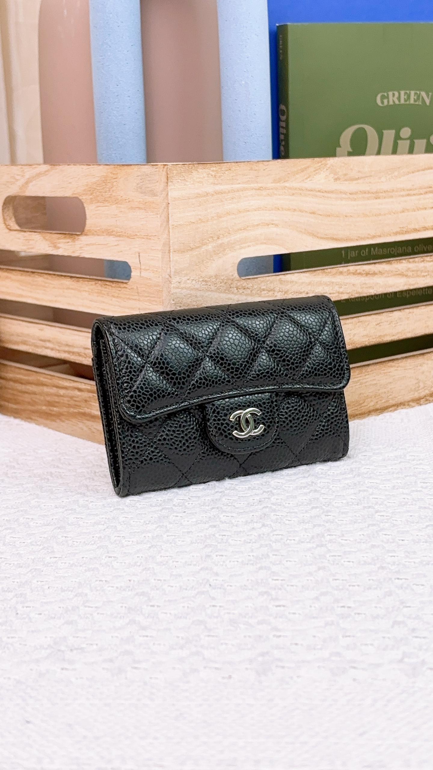 Chanel Black Caviar Classic Card Holder SHW