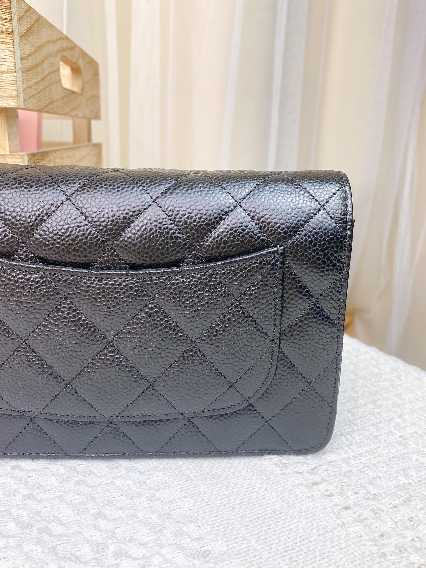 Chanel Black Caviar Classic WOC GHW