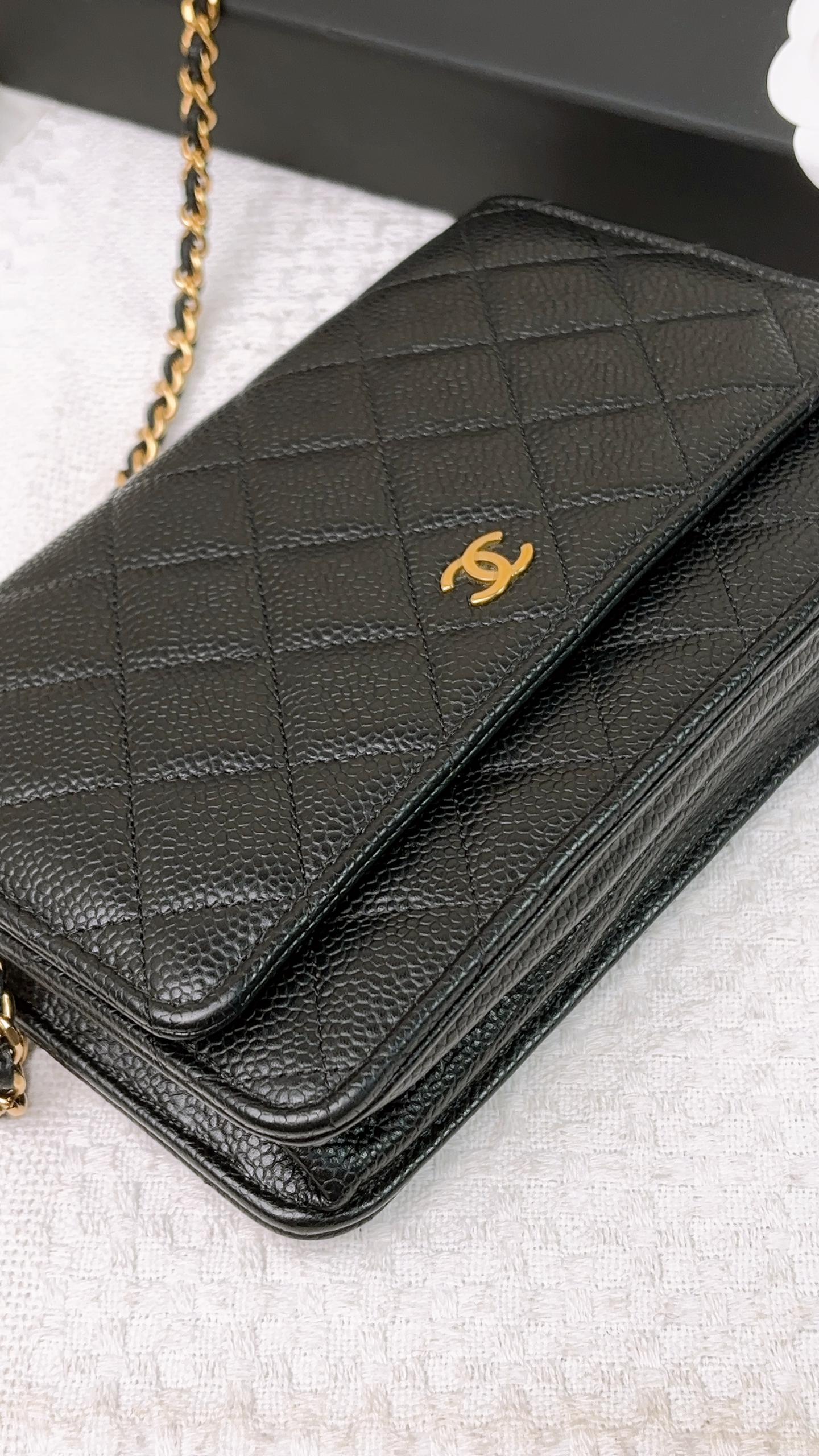 Chanel Black Caviar Classic WOC GHW