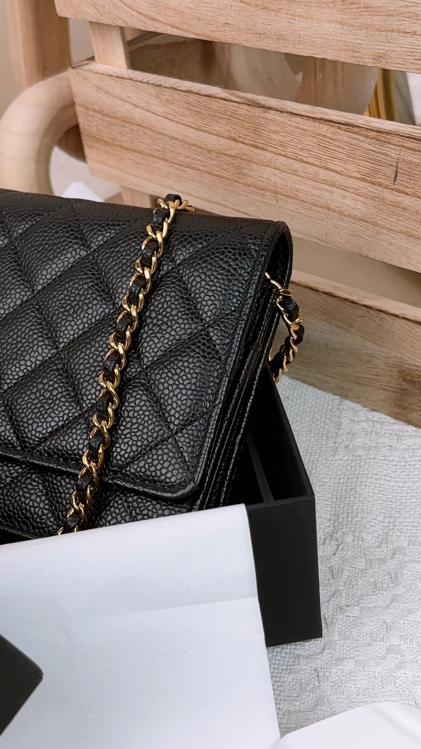 Chanel Black Caviar Classic WOC GHW