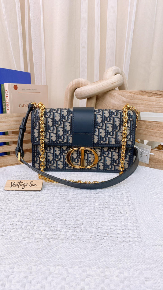 Dior Navy Oblique 30 Montaigne Chain Bag (GHW)