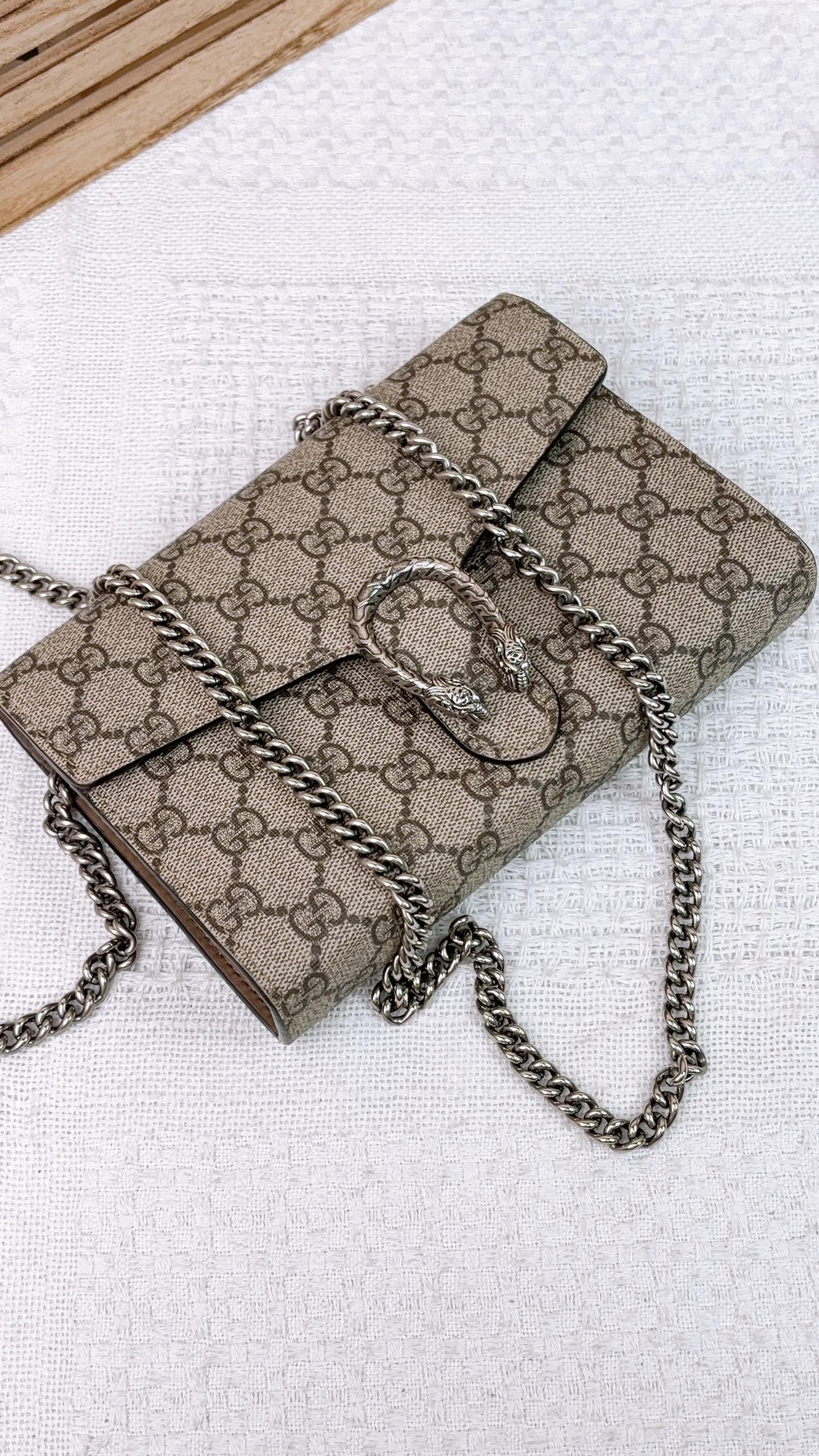 Gucci Beige Supreme Dionysus WOC SHW