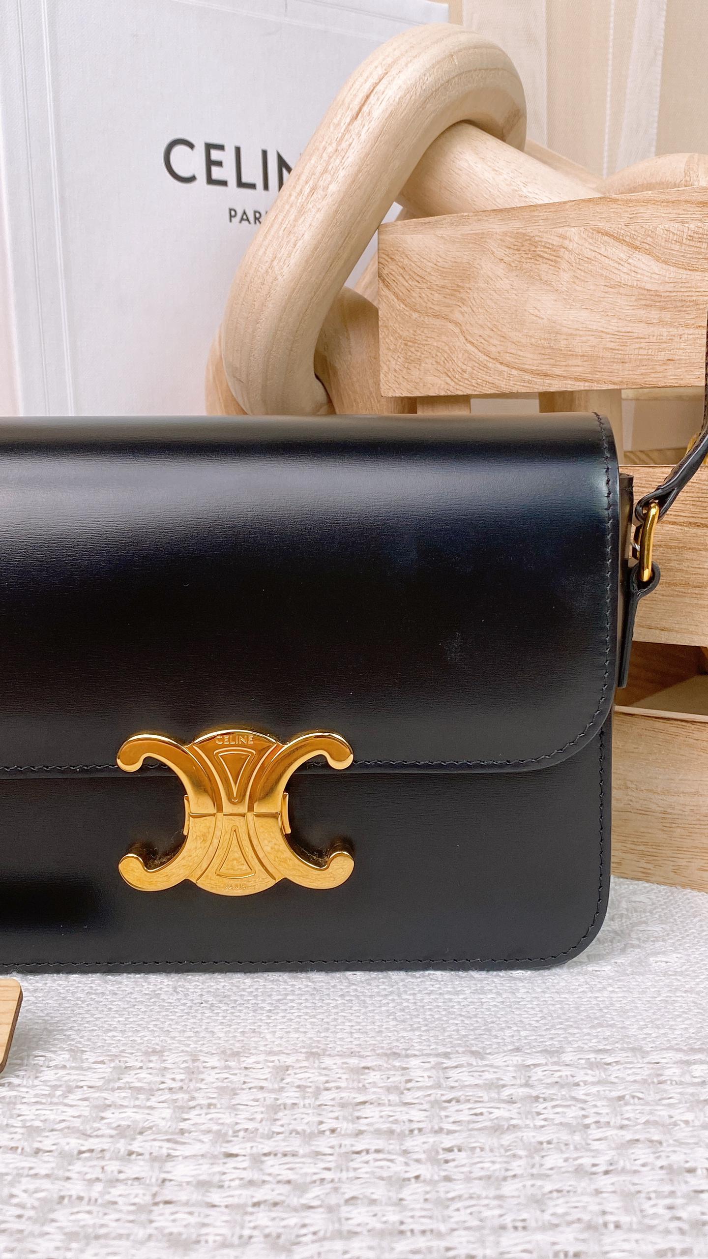 Celine Black Shiny Calfskin Teen Triomphe