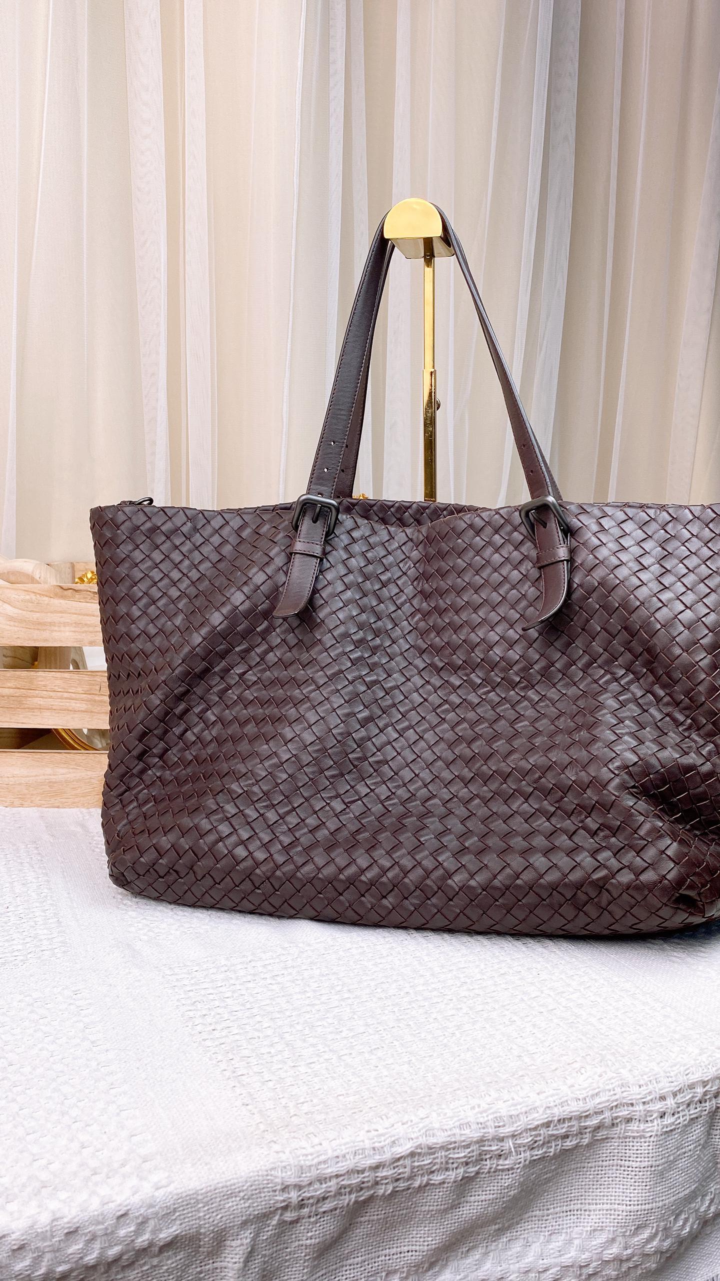 BV Brown Intrecciato Large Tote