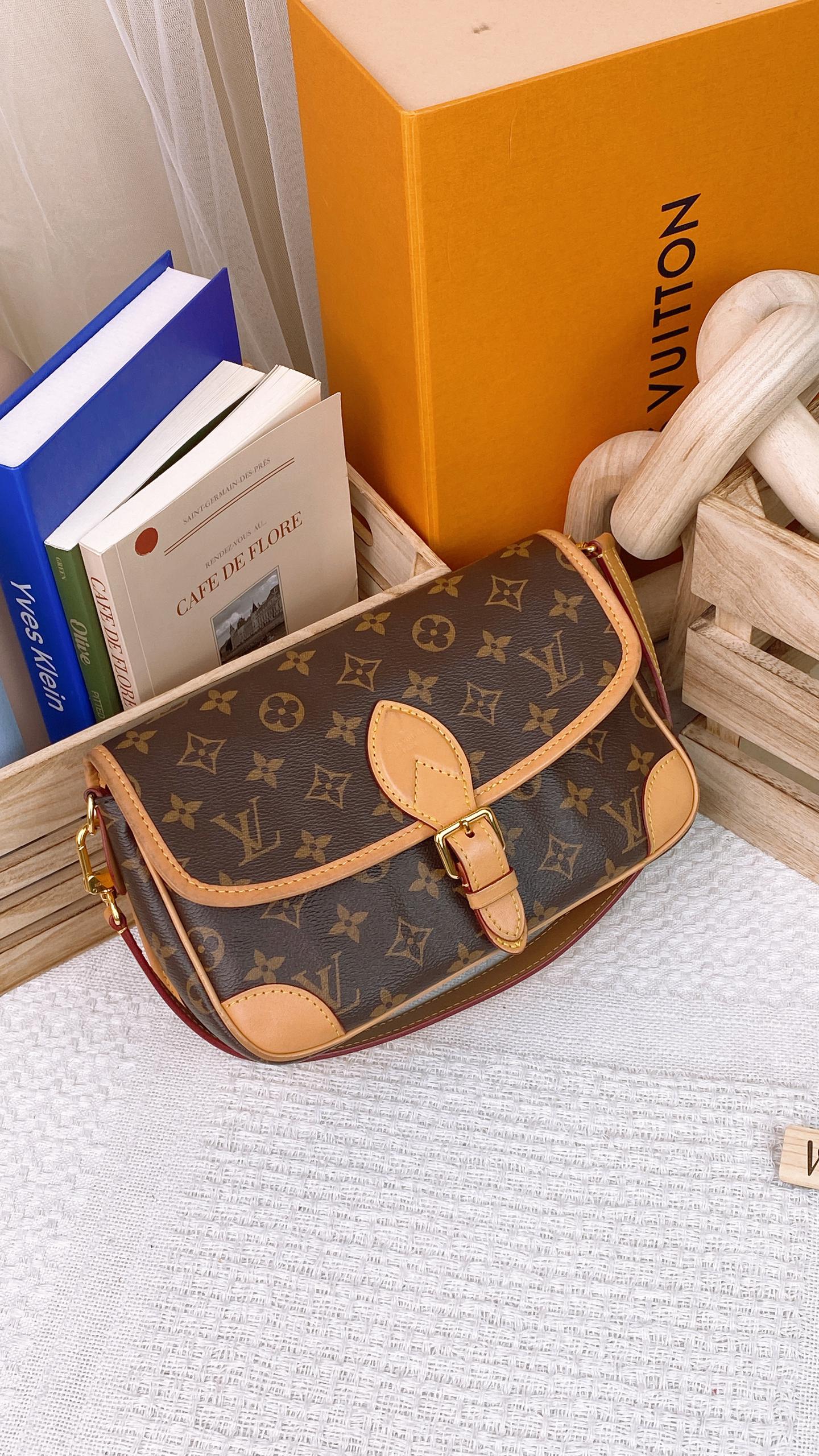 LV Monogram Diane Fuchsia