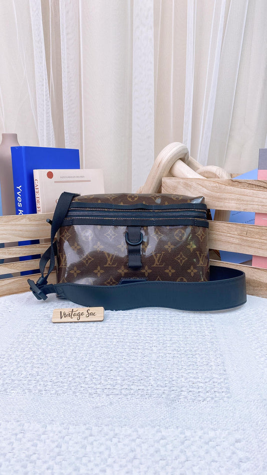 LV Monogram Glaze Messenger PM