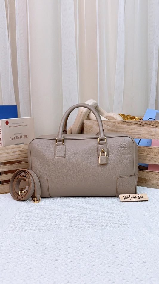 Loewe Sand Grained Calfskin Amazona 28 GHW