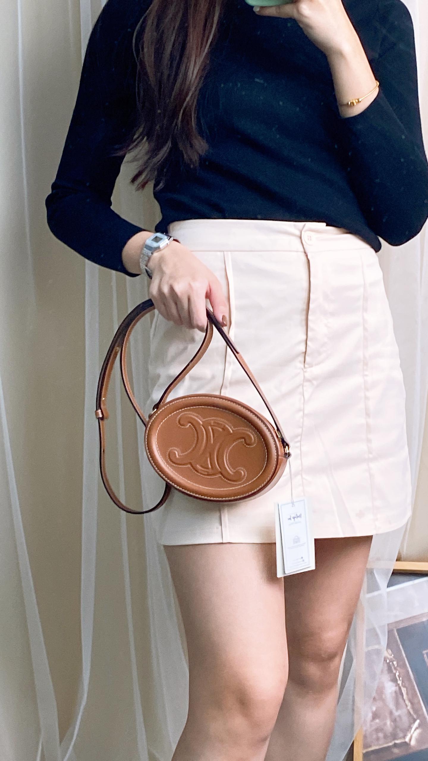 Tan Oval Purse Cuir Triomphe Crossbody Bag