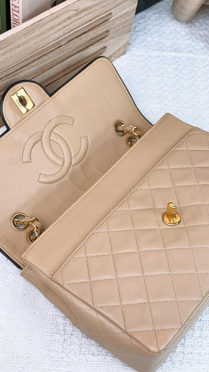 Chanel Beige Lambskin Vintage Trimmed Single Flap Bag GHW