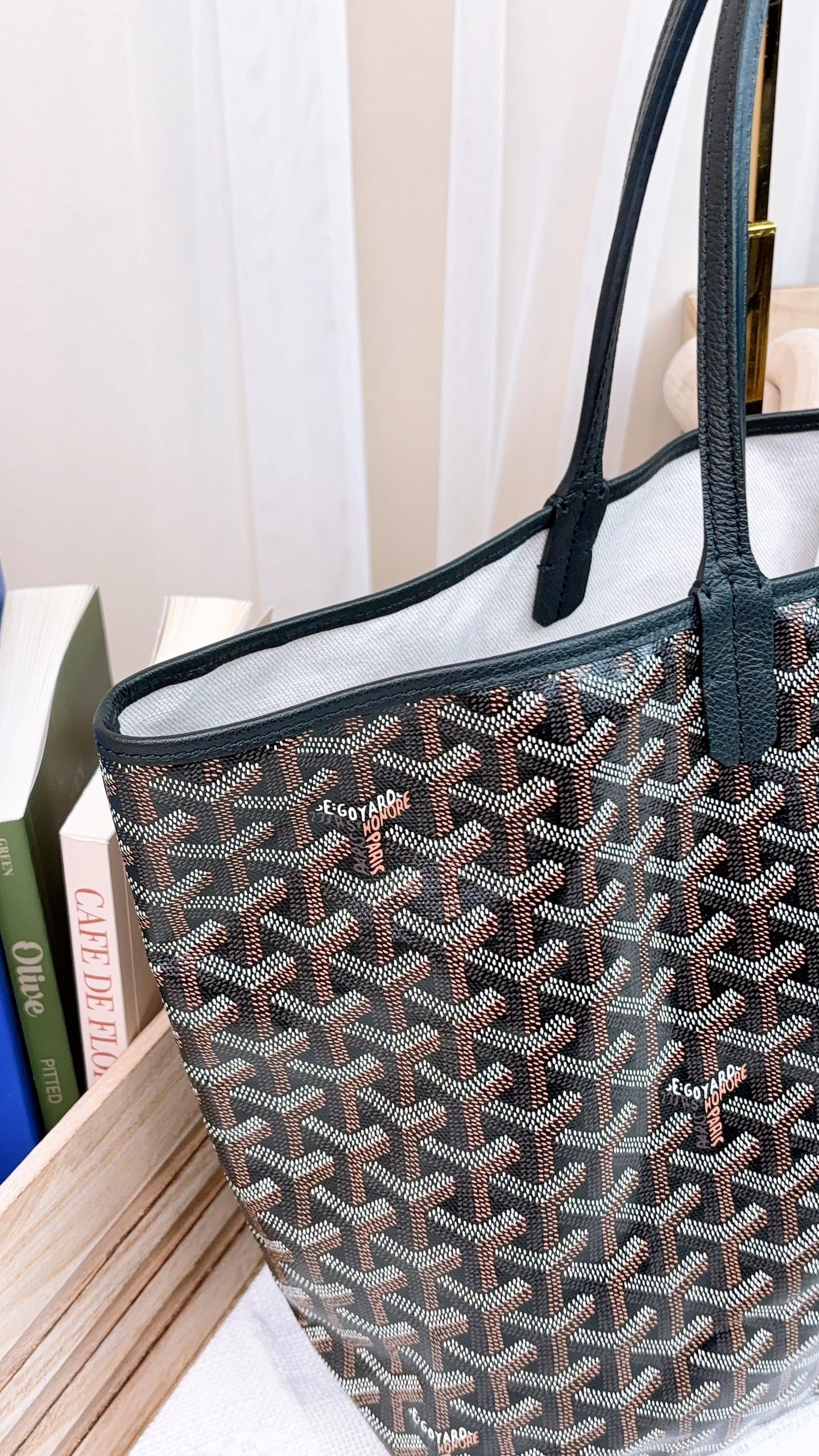 Goyard Black St Louis PM