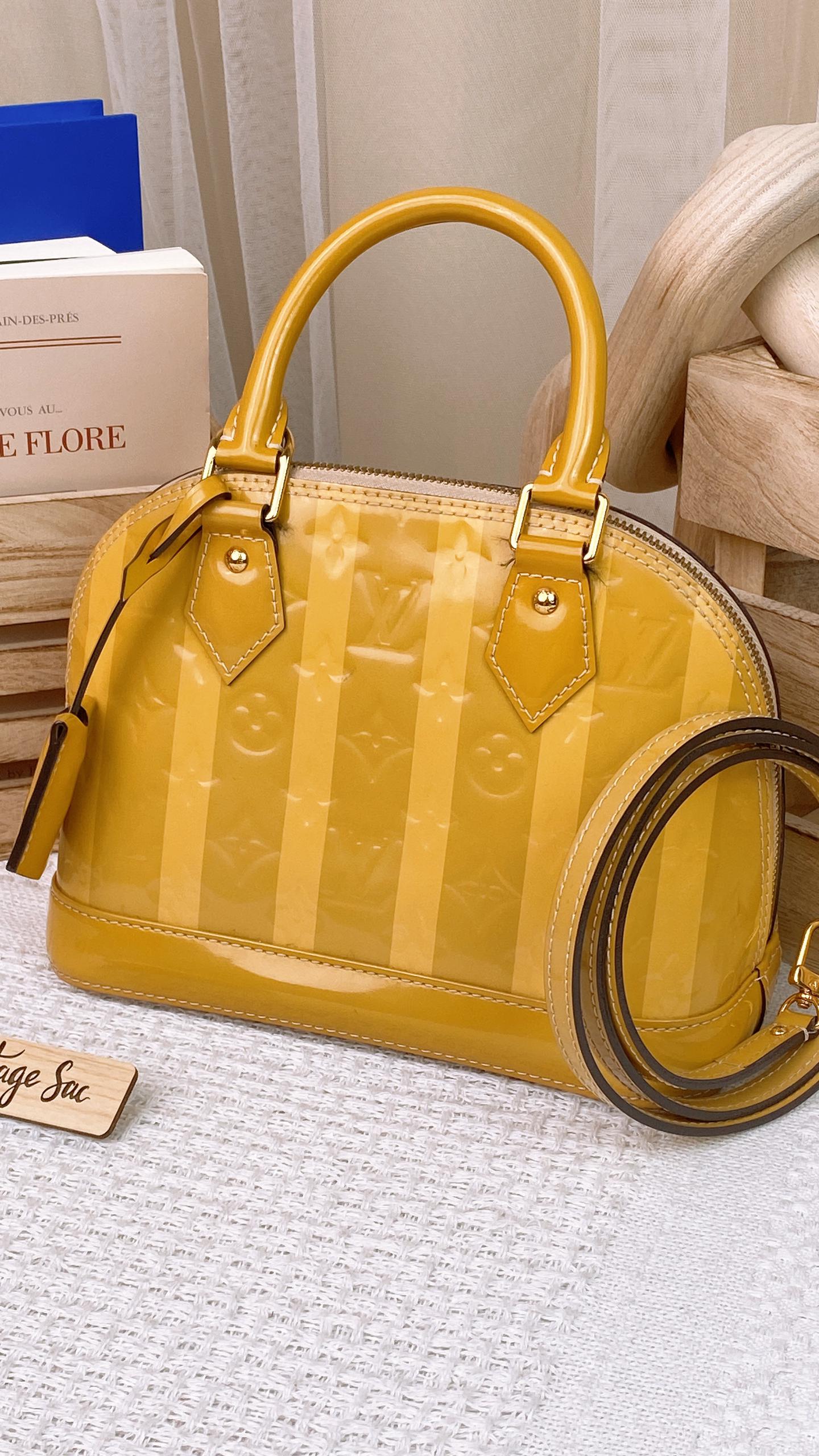 LV Yellow Vernis Rayures Alma BB