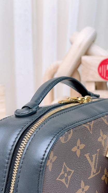 LV Monogram Saintonge