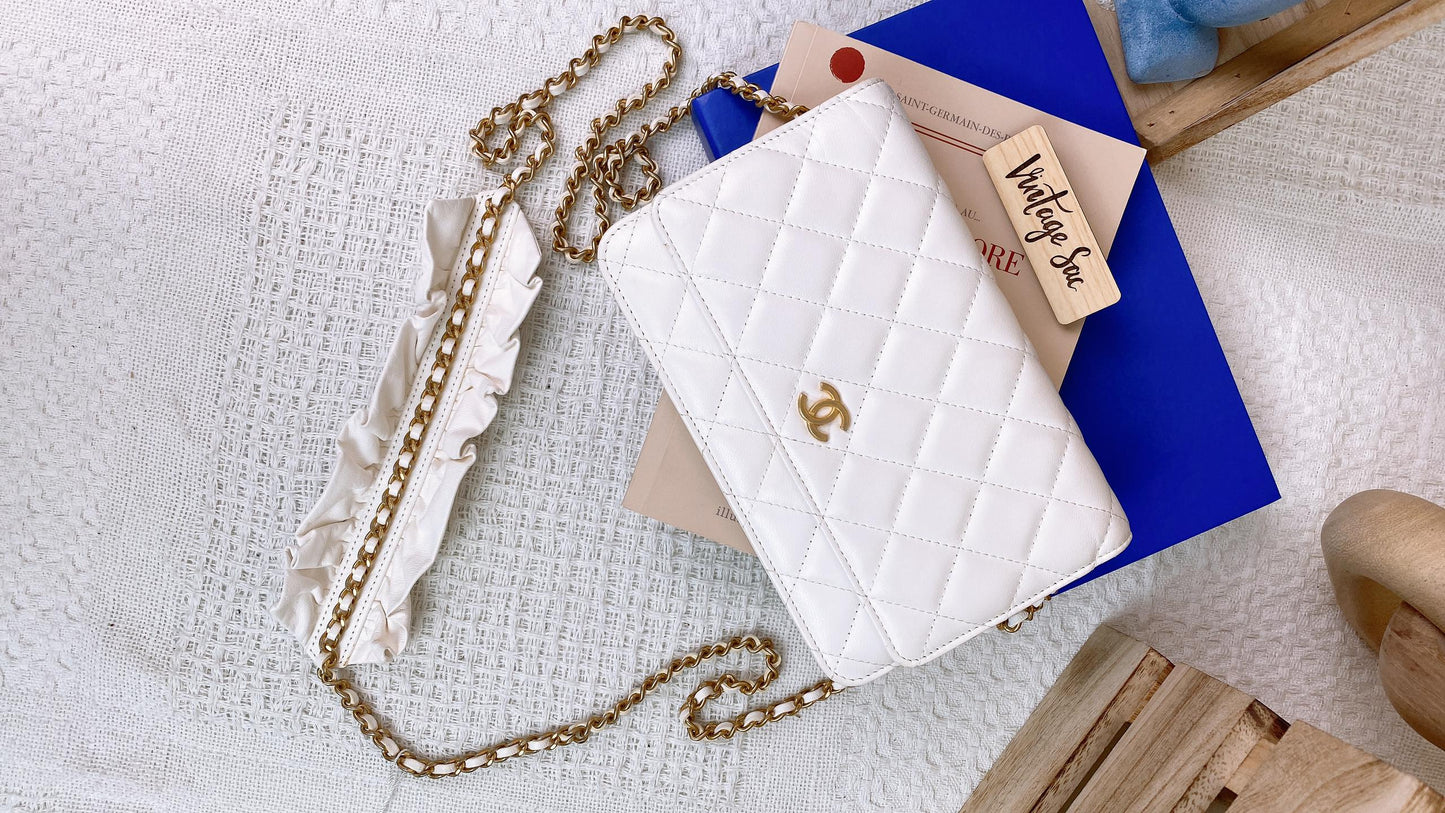 Chanel White Lambskin Seasonal WOC GHW