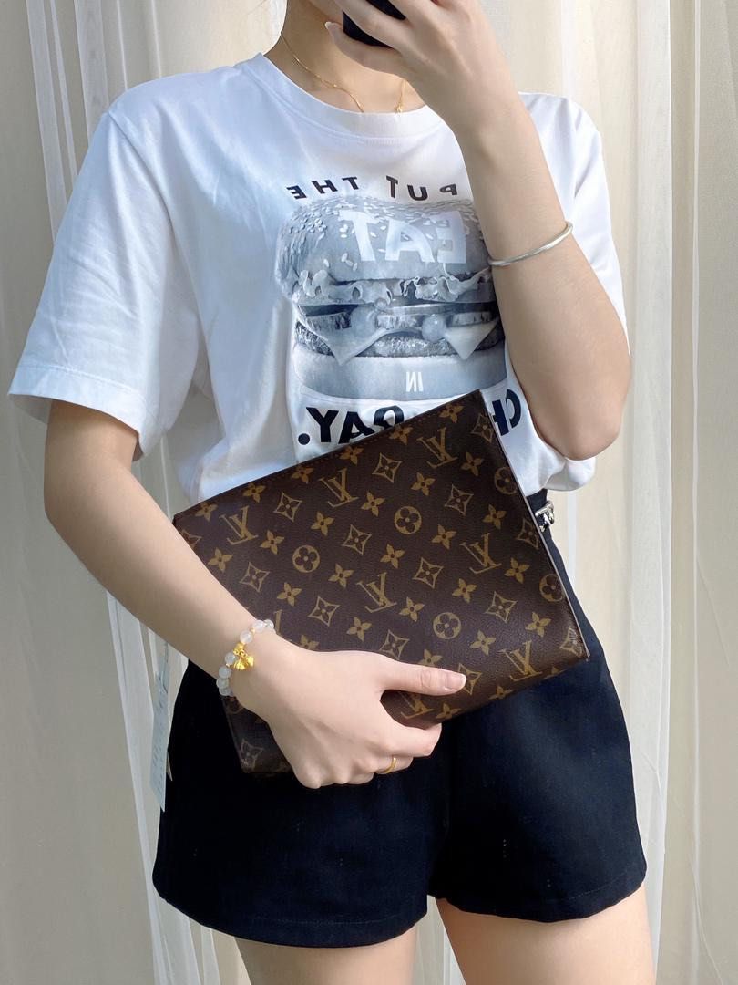 Louis Vuitton Monogram Toiletry Pouch 26